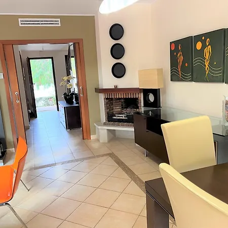 Filo , Sol With Pool *