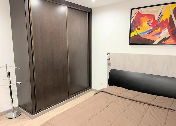 Filo , Sol With Pool *