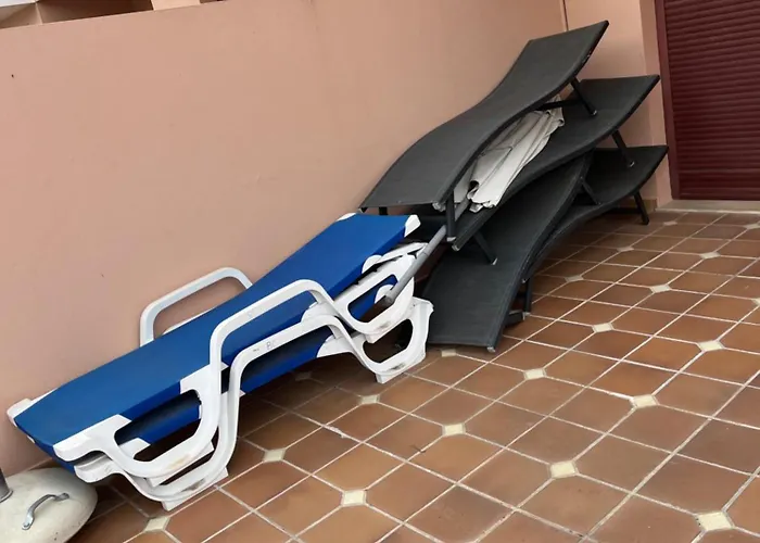 Filo , Sol With Pool