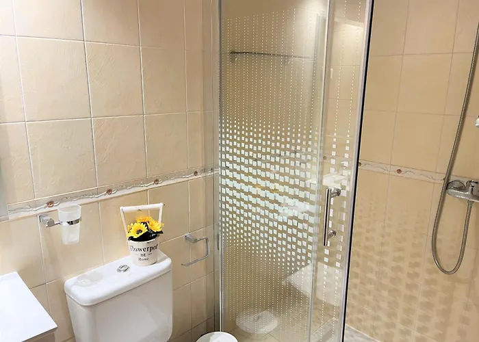 Filo , Sol With Pool