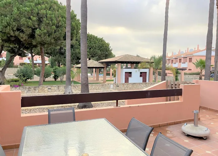 Filo , Sol With Pool