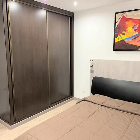 Filo , Sol With Pool *